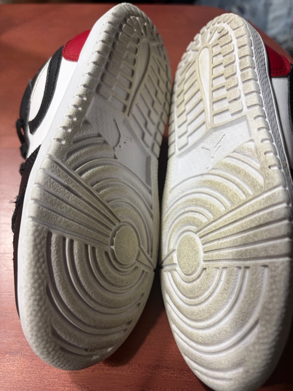 Nike Kids Black & Red Low-Top Sneakers - Picture 3 of 3